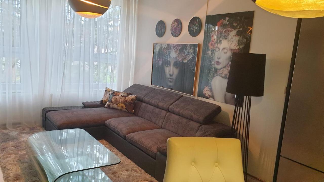 Kvetinovy Apartman A3B V Chomutove Exterior foto